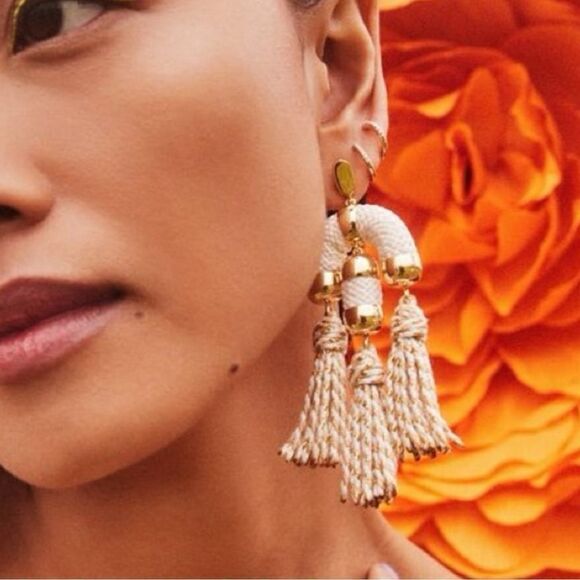 Kendra Scott Masie statement tassel braided white/gold earrings. NWT. - Picture 2 of 6